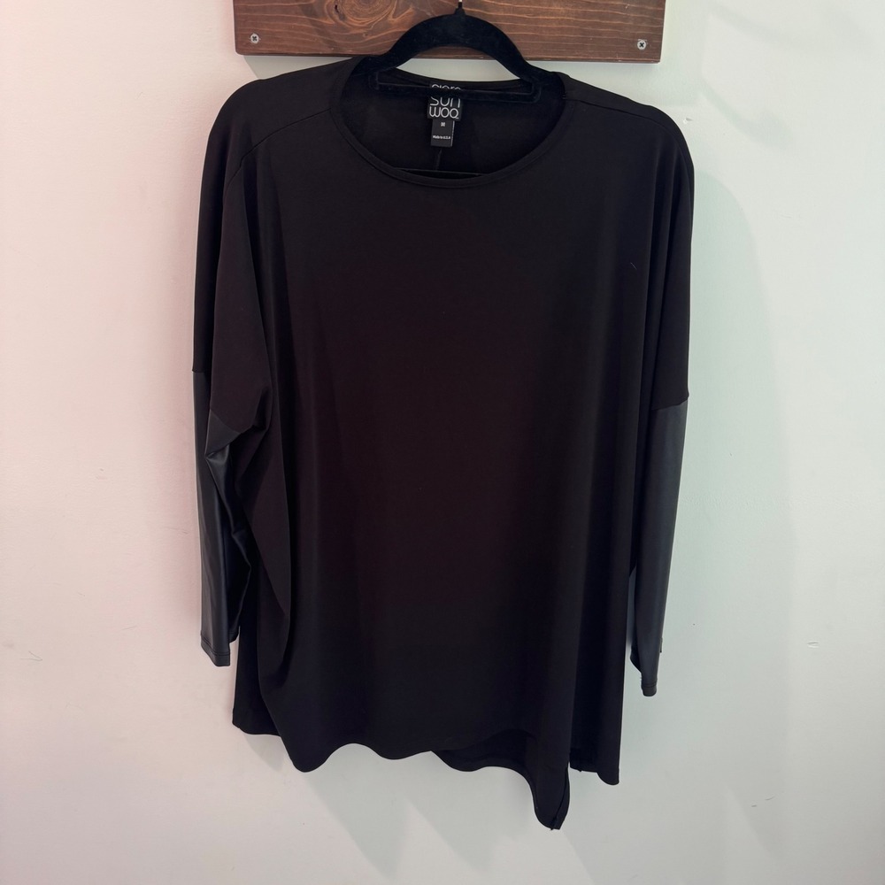Clara Sunwoo Black Faux Leather Sleeve Tunic Top Medium Mixed Media Jersey